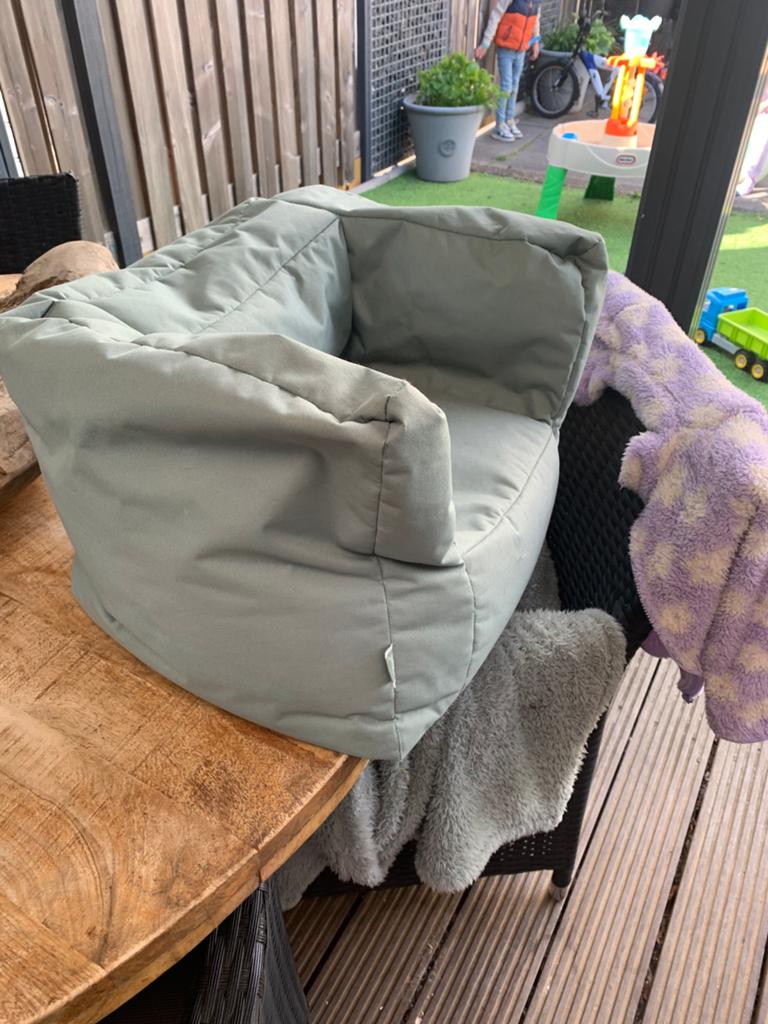 Te koop kinderstoeltje ( groen), Ophalen, Gebruikt