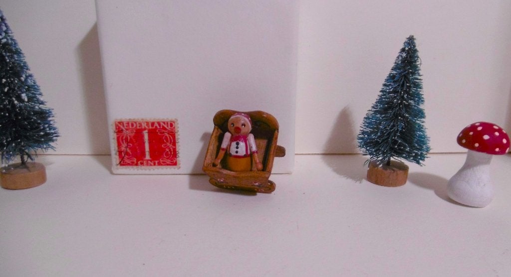 Oud houten wiegje bedje miniatuur speelgoed poppenhuis popje, Verzenden, Poppenhuis