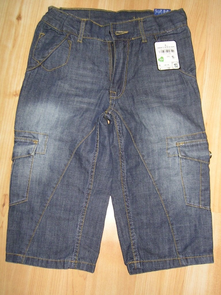 C&A Nieuwe 3/4 spijkerbroek 152, Kinderen en Baby's, Kinderkleding | Maat 152, Broek, C&A, Nieuw, Ophalen of Verzenden