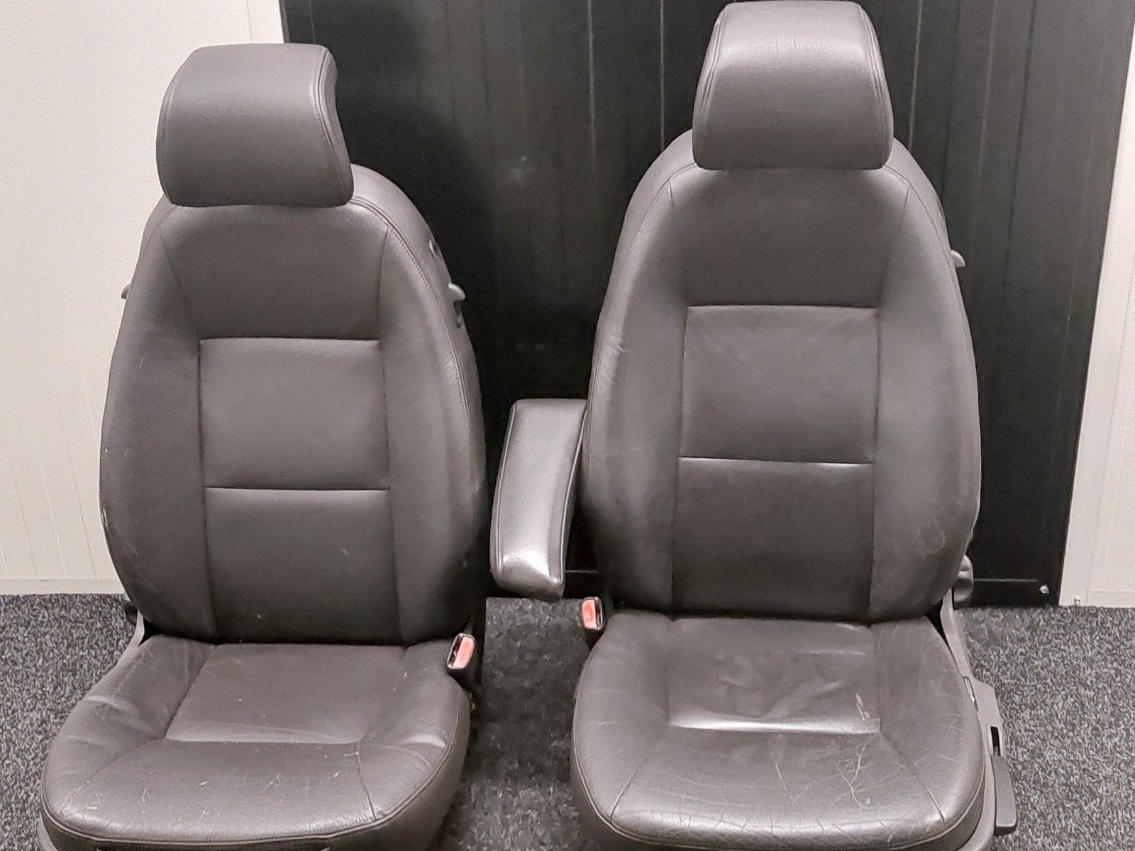 Saab 9-3 Cabrio voorstoelen met armsteun bestuurdersstoel, Auto-onderdelen, Ophalen, Gebruikt, Saab