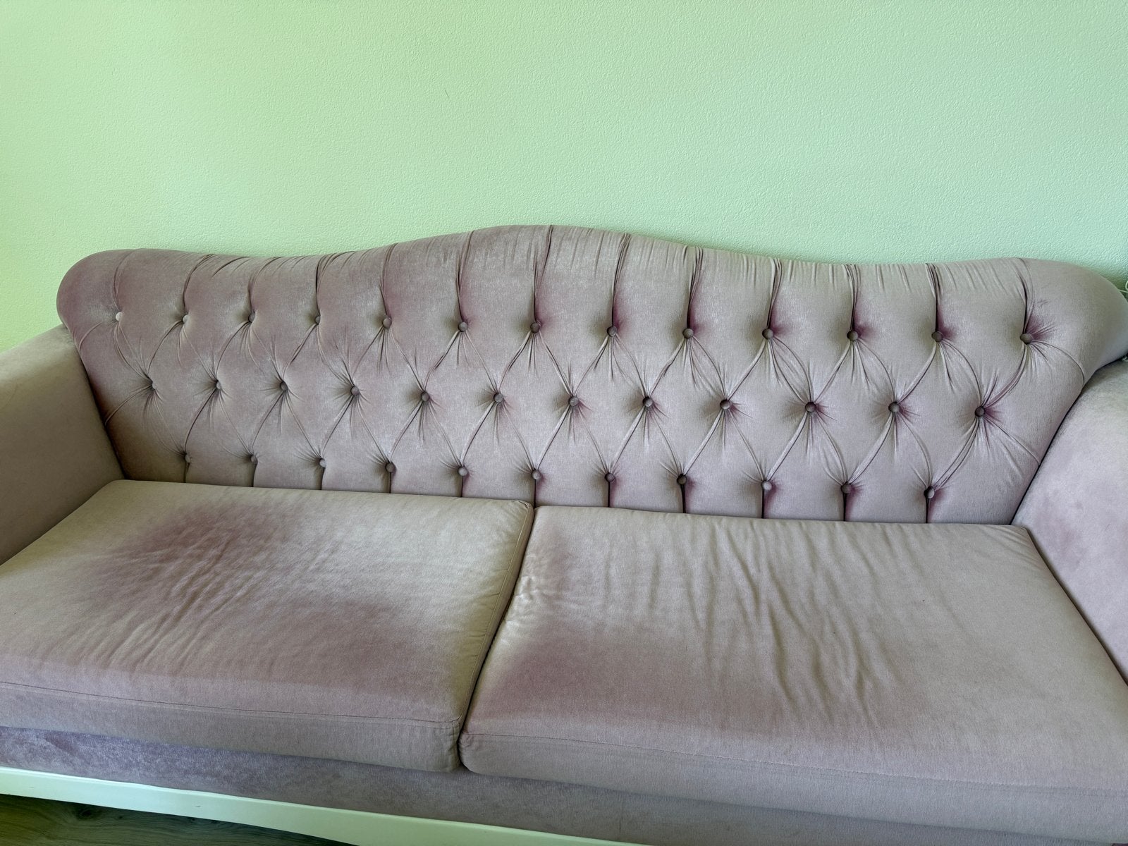 Stijlvolle tweepersoonsbank met gecapitonneerde rug, Ophalen, Gebruikt, 150 tot 200 cm, Tweepersoons