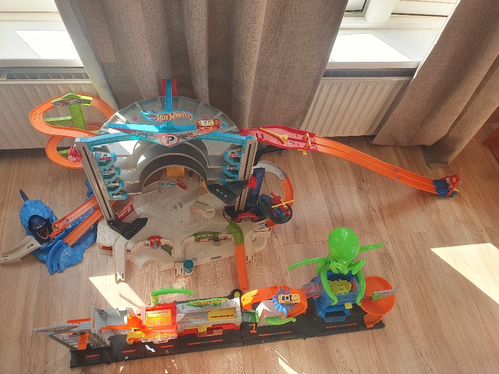 Hot wheels ultimate garage, Ophalen, Gebruikt