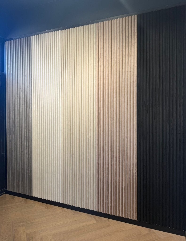 SUEDE Wandpanelen 275x60cm  €55,- Per stuk, Ophalen, Nieuw