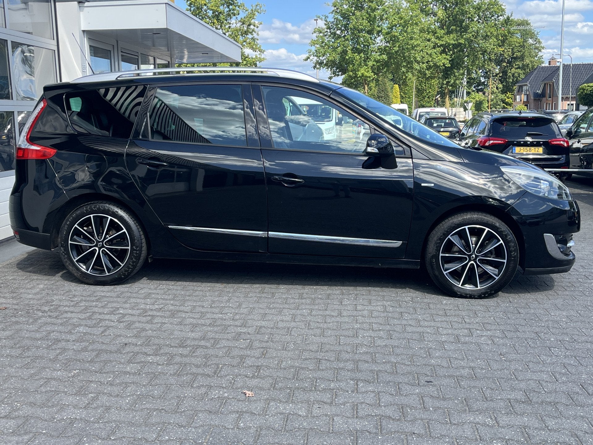 Renault Grand Scénic 1.2 TCe Bose 7p. Trekhaak Climate cont, Auto's, Renault, Voorwielaandrijving, Euro 5, Zwart, 4 cilinders