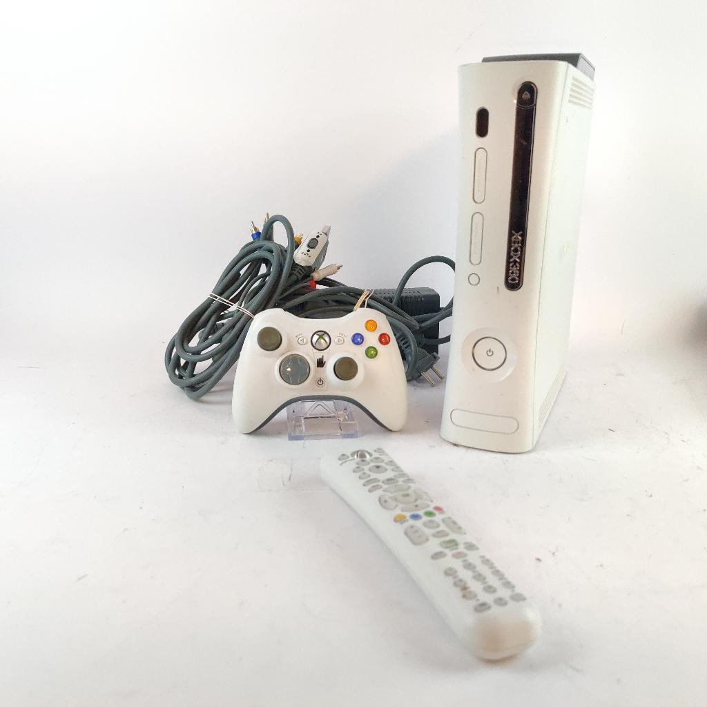 Xbox 360 20gb + Controller || nu voor maar €49,99!, Spelcomputers en Games, Games | Xbox 360, Overige genres, 1 speler, Vanaf 3 jaar