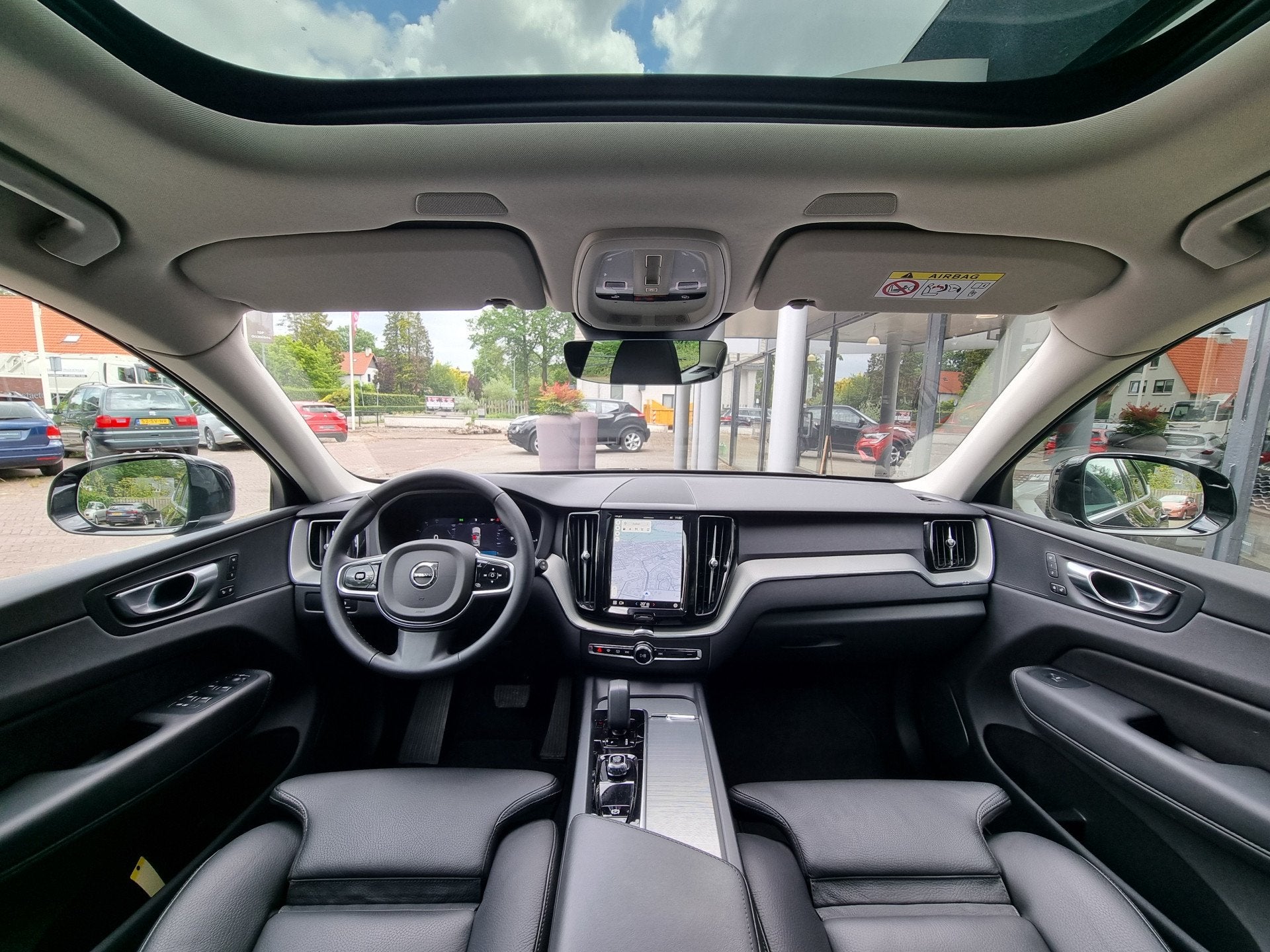 Volvo XC60 2.0 T6 Plug-in hybrid AWD Plus | MJ 2025 | Super, Auto's, Gebruikt, Euro 6, 4 cilinders, 1969 cc