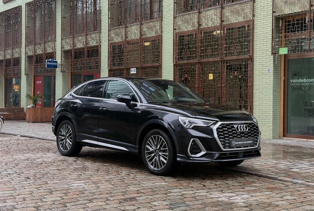 Audi Q3 Sportback 45 TFSI e S Edition, Stof, Gebruikt, Zwart, Hybride Elektrisch/Benzine