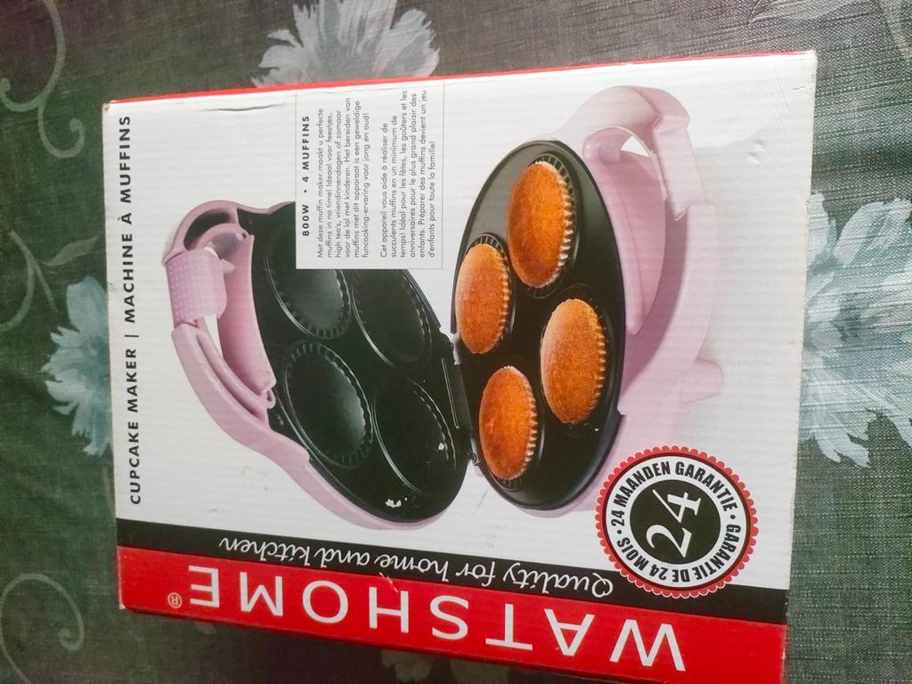 WATSHOME Cupcake Maker - 4 Muffins - Roze, Ophalen, Nieuw