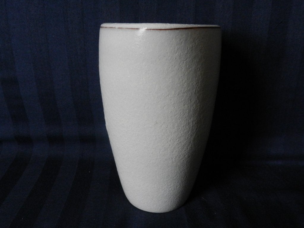 Prachtige creme wit spreidende driekantige vaas Ravelli 17,5, Ophalen of Verzenden