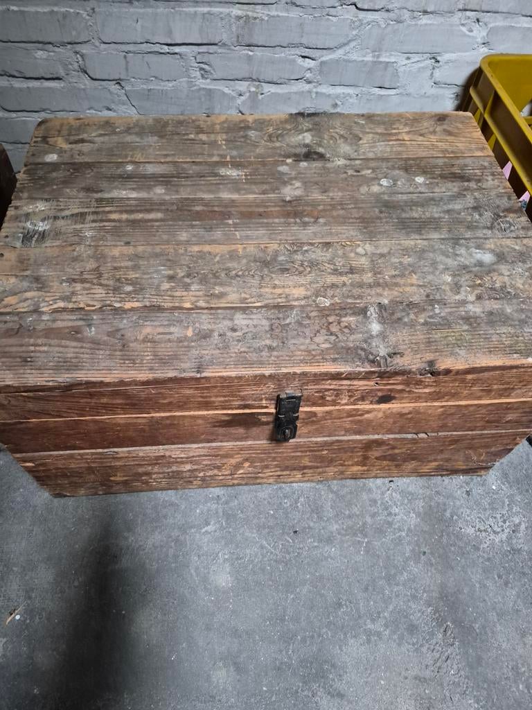 2 oude dekenkisten met originele sluitingen, Ophalen of Verzenden