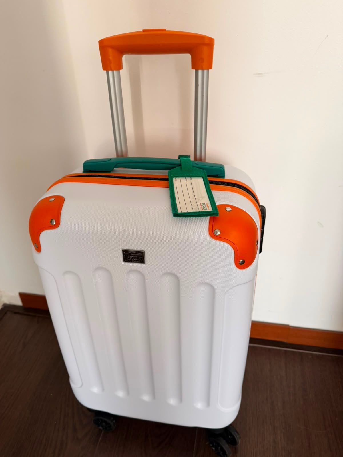 Nieuwe koffers van de Postcodeloterij. In originele doos., 50 tot 60 cm, Hard kunststof, Nieuw, Minder dan 35 cm