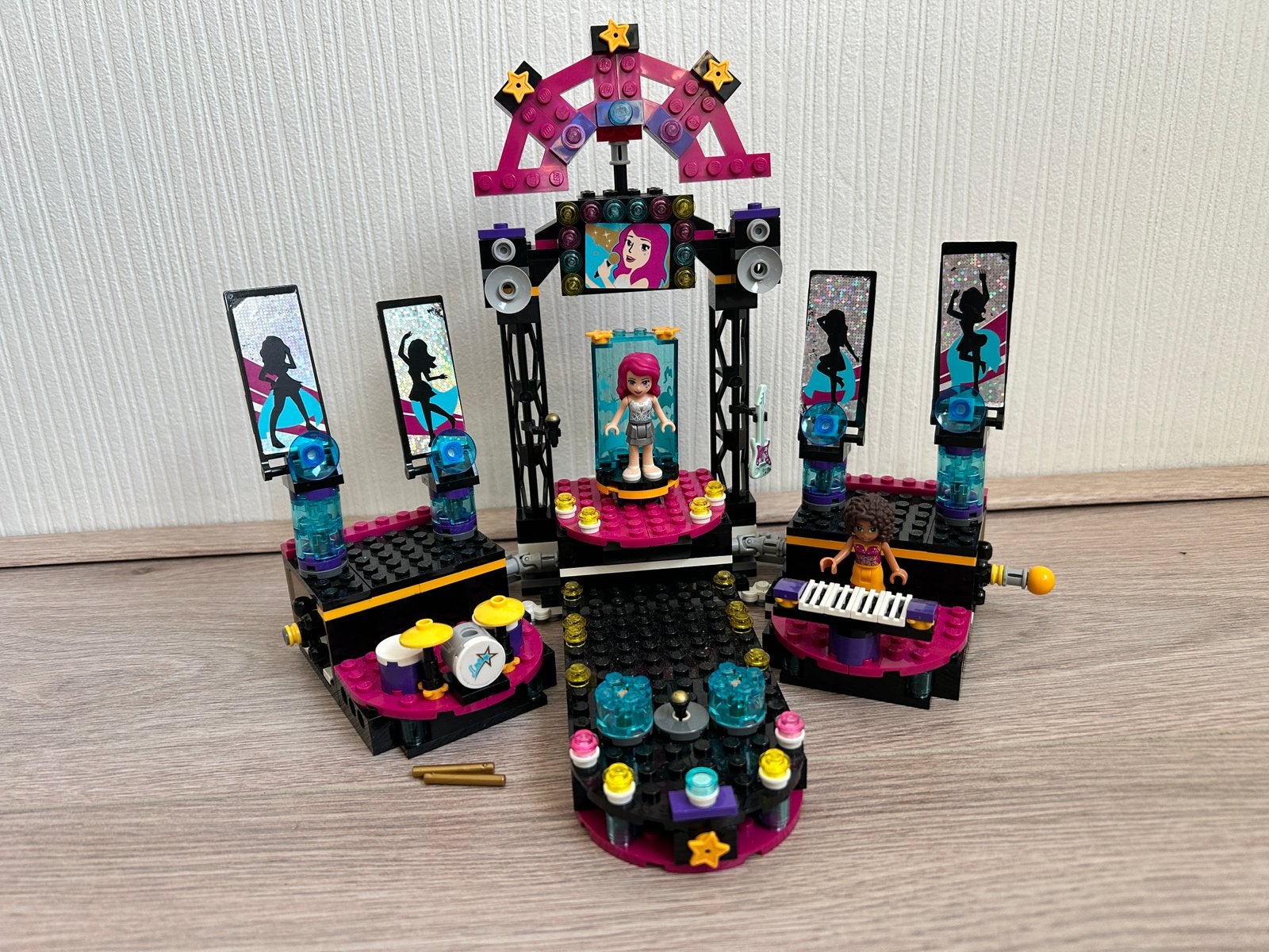 Superleuke set Lego Friends Popster Podium 41105, Lego, Friends, Ophalen of Verzenden, Zo goed als nieuw