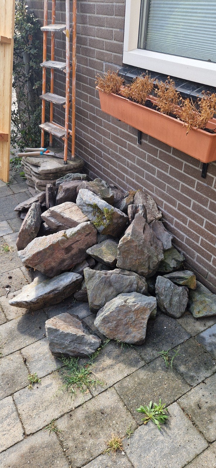 Natuurlijke rotsblokken voor vijver of Japanse tuin, Ophalen, Gebruikt