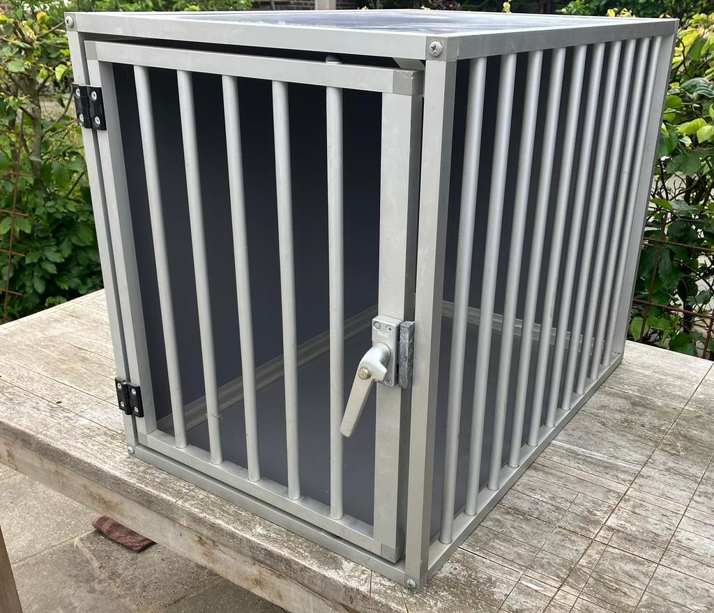 Aluminium bench LxHxB 76cm 61cm 52cm, Ophalen, Zo goed als nieuw