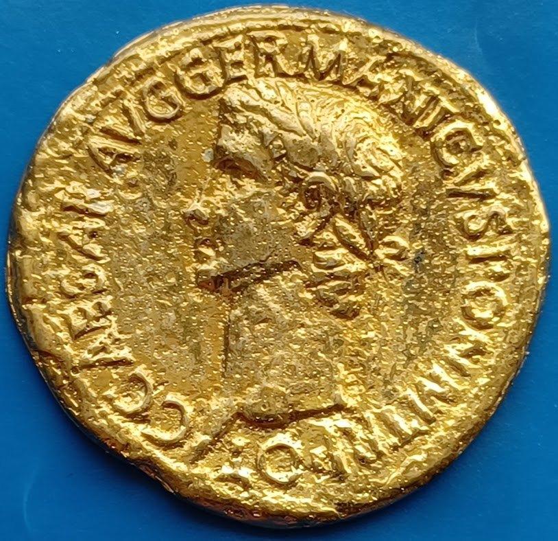 Penning Caligula Brass Sestertius - Repro, Verzenden, Overige materialen, Buitenland