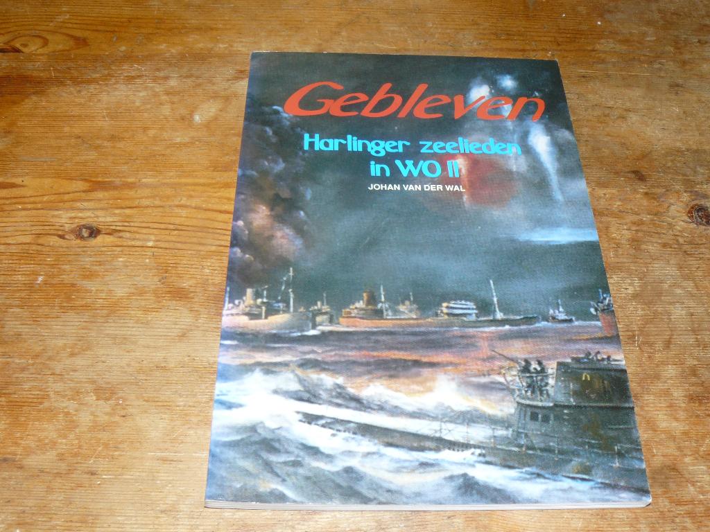Gebleven : Harlinger zeelieden in WOII (koopvaardij/Marine), Verzamelen, Scheepvaart, Ophalen of Verzenden, Zo goed als nieuw