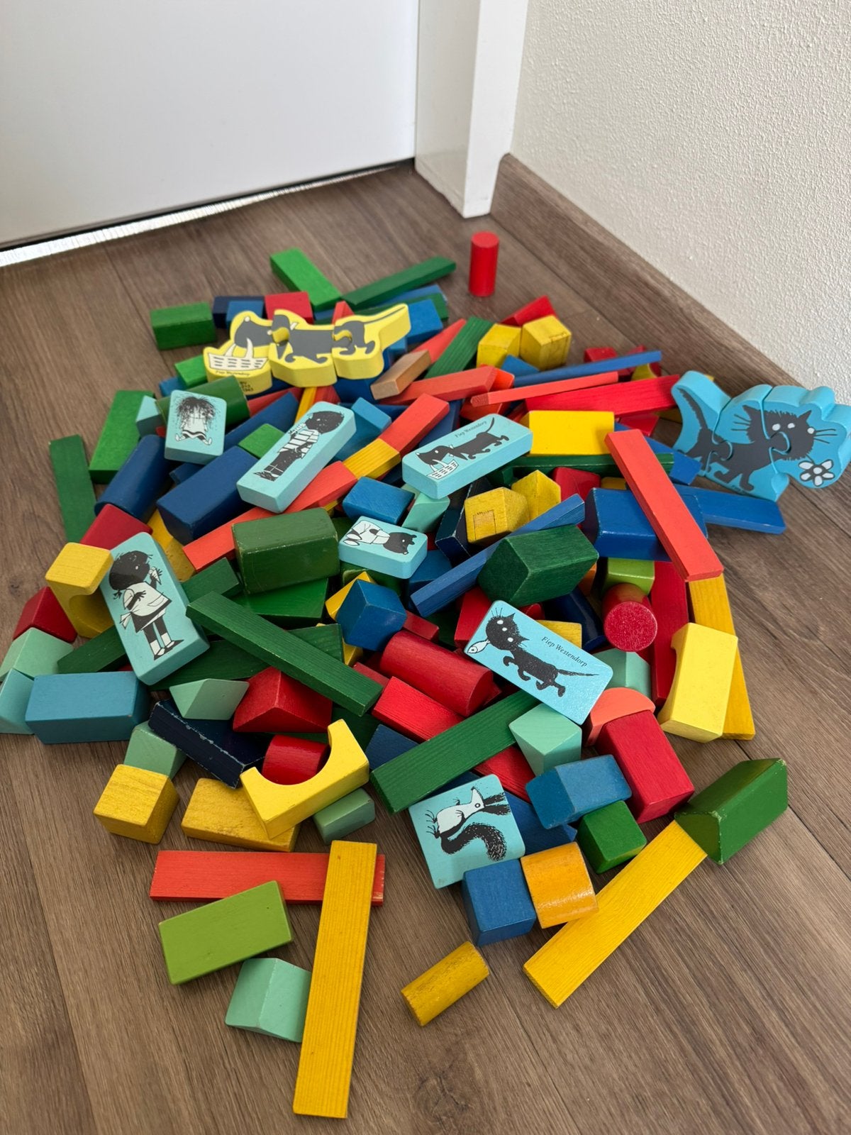 Blokken hout met Jip en Janneke, Ophalen of Verzenden, Gebruikt
