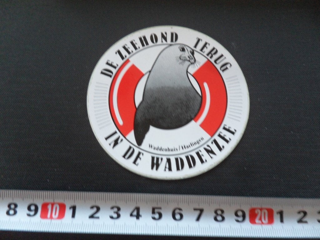 sticker Harlingen Waddenhuis De zeehond terug Waddenzee, Verzamelen, Ophalen, Zo goed als nieuw