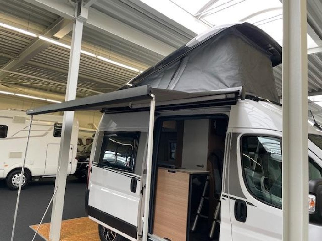 Caravans And Camping Carado