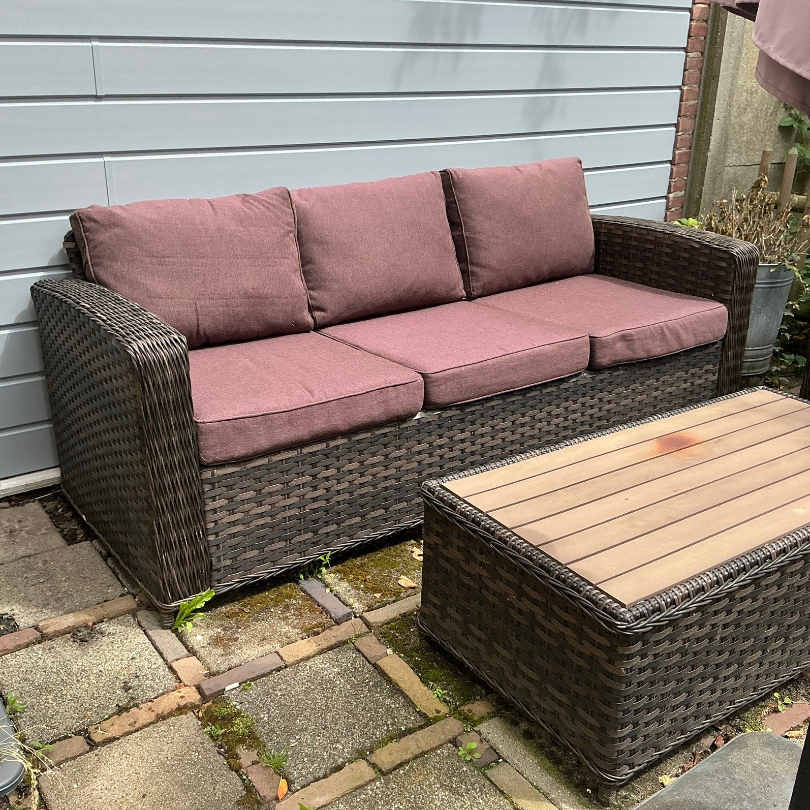 Loungeset /Tuinset. Compleet met bank, stoel, tafel, parasol, Ophalen, 4 zitplaatsen, Gebruikt, Bank