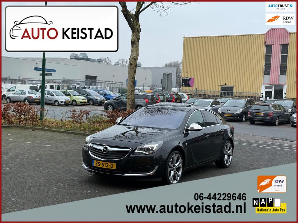 Opel Insignia 2.0 T 4x4 250PK AUTOMAAT LEDER/XENON/SCHUIFDAK, Auto's, Opel, Gebruikt, Beige, 1850 kg, Zwart