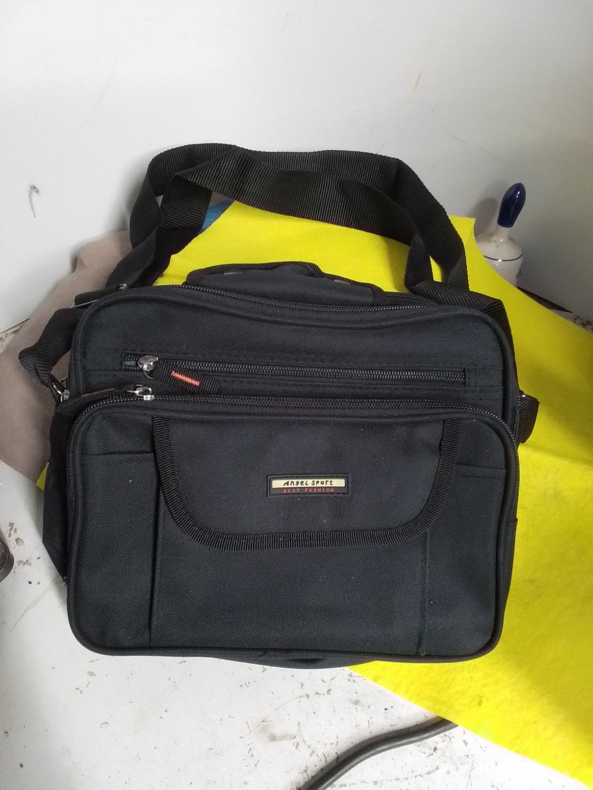 15317) mooie handige tas met veel vakken merk Angel sport, Ophalen of Verzenden, Zwart