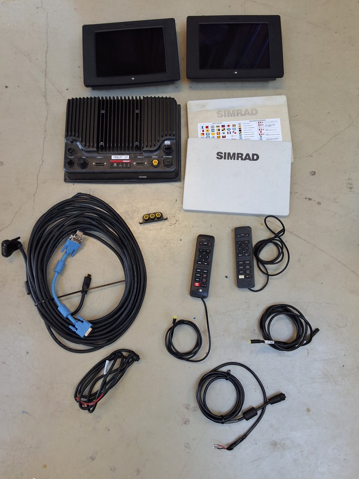 Simrad GB40  Marine Display Systeem met Afstandsbedieningen, Ophalen of Verzenden, Gebruikt, Kaartplotter of Fish Finder