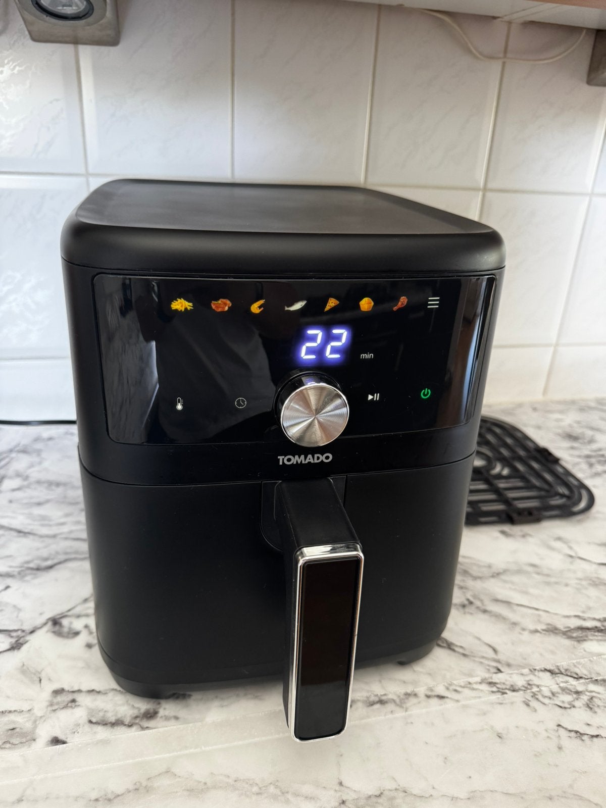 Airfryer Tomado, Ophalen, Gebruikt, Airfryer, 750 t/m 999 gram