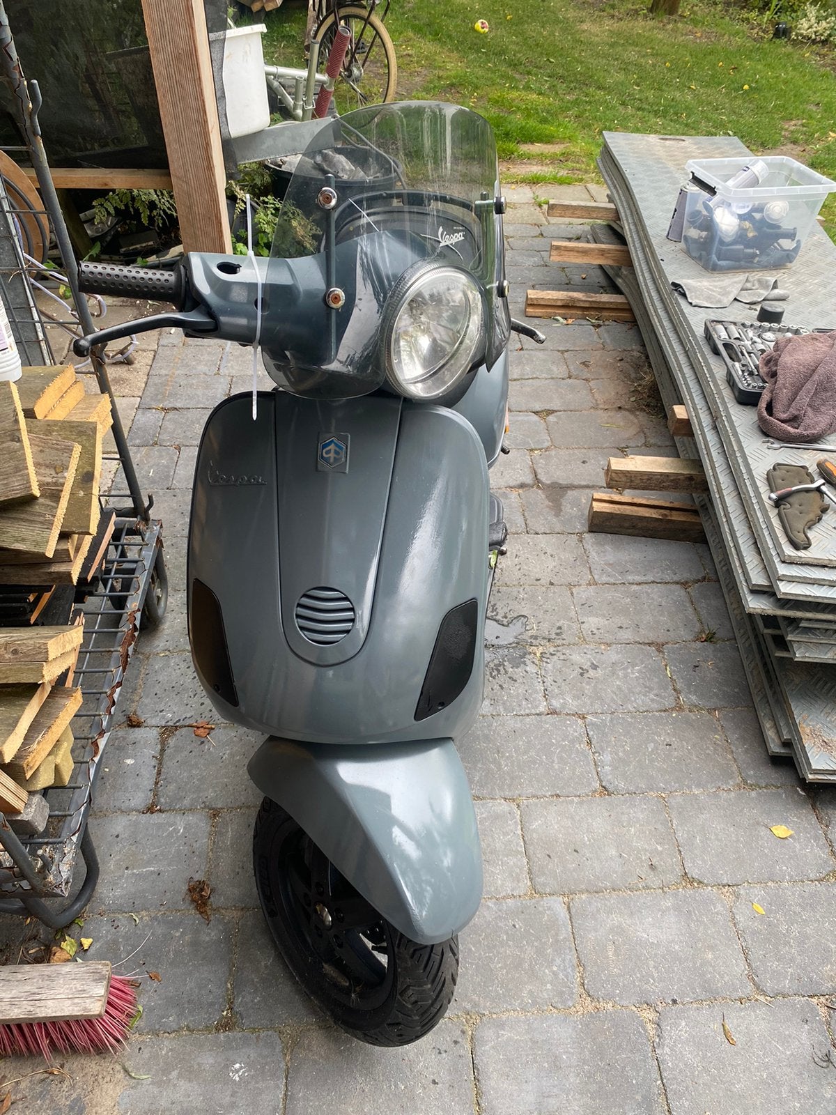Vespa lx50, Fietsen en Brommers, Snorfietsen en Snorscooters, Ophalen, Gebruikt, Benzine, Vespa