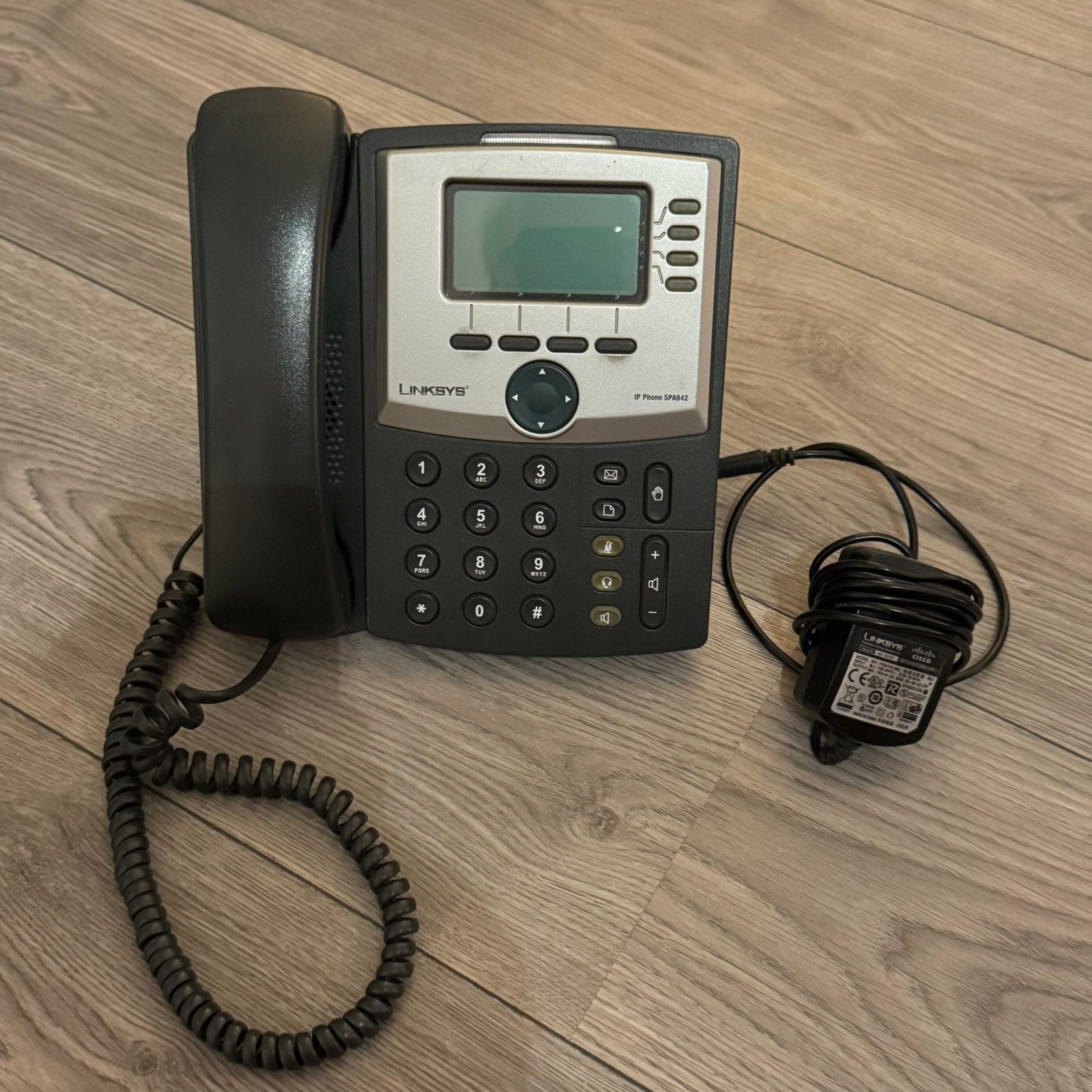 Linksys SPA942 Business IP Phone / VoIP + originele voeding, Ophalen of Verzenden, Zo goed als nieuw