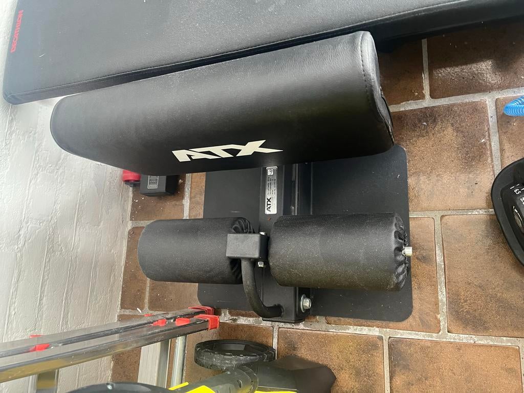 ATX sissy squat, Ophalen, Zo goed als nieuw, Benen, Krachtstation
