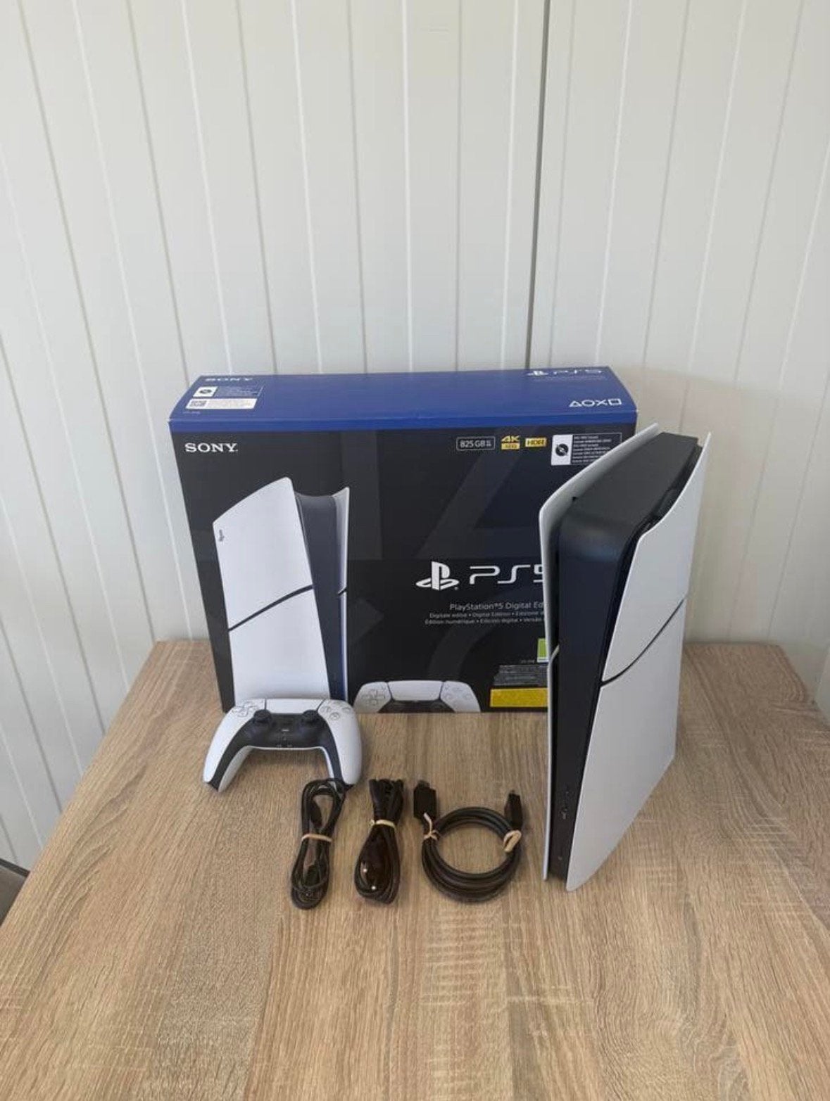 Playstation 5 digital in doos met controller, Ophalen of Verzenden, Zo goed als nieuw