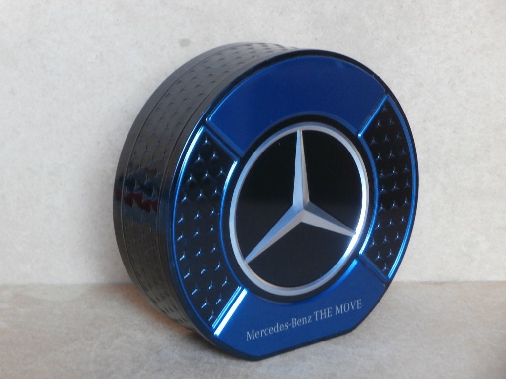 Mercedes-Benz eau de perfume & deodorant in blik gift-set, Verzamelen, Ophalen of Verzenden, Zo goed als nieuw, Gebruiksvoorwerp