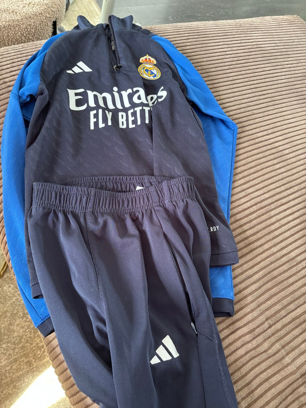Adidas Real Madrid Trainingspak Jongen Maat 10, Ophalen of Verzenden, Zo goed als nieuw, Jongen