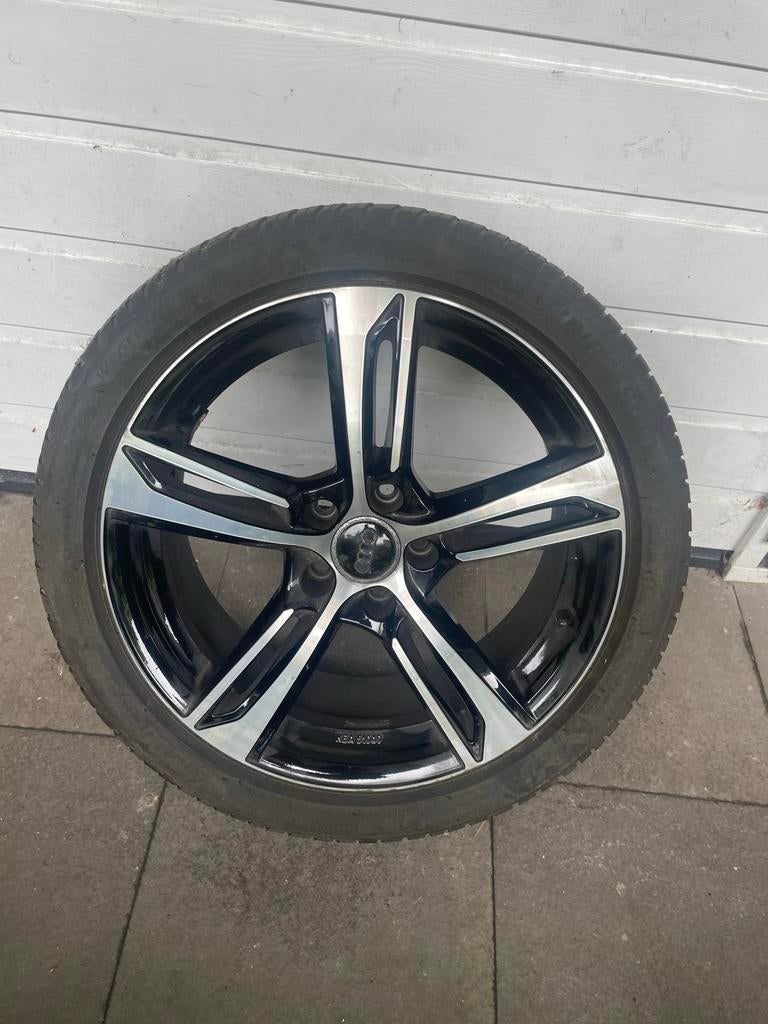 Audi A4 Velgen met Bridgestone All Season Banden 18 inch, Ophalen, 18 inch, Gebruikt, Banden en Velgen