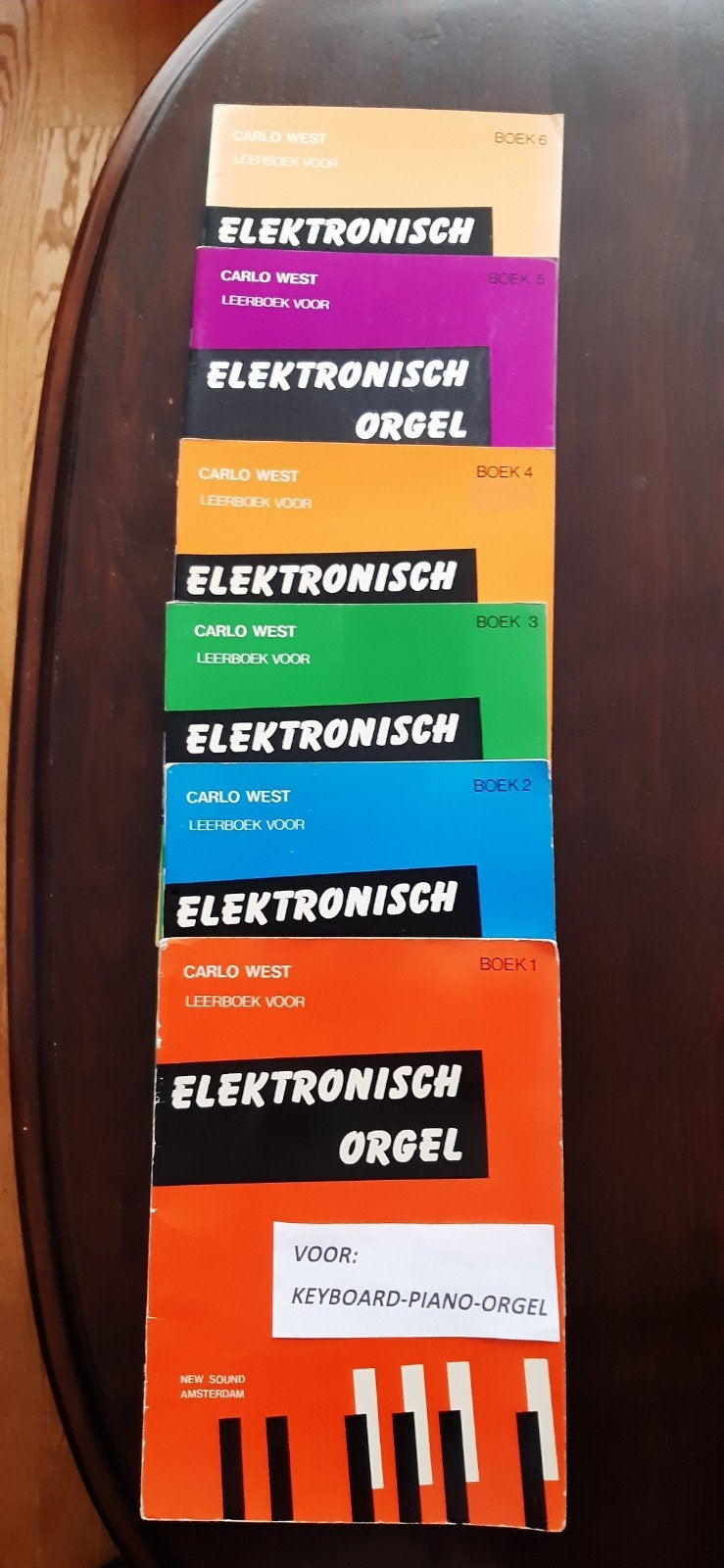 Lesboeken voor keyboard,piano of orgel, Ophalen of Verzenden, Zo goed als nieuw, 61 toetsen, Overige merken