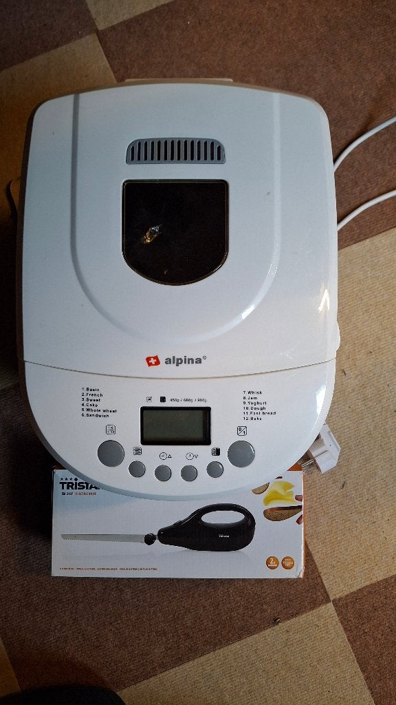 Broodbakmachine + elektrisch mes, Witgoed en Apparatuur, Gebruikt, Kijkvenster, 400 tot 800 gram deeg, Ophalen