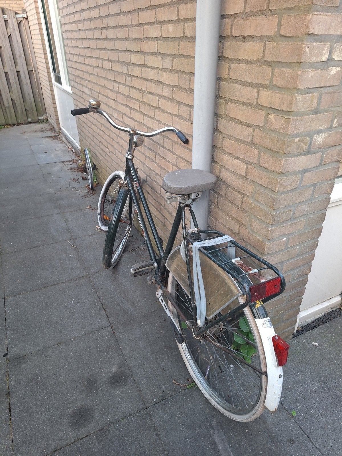 een oude dames fiets, Terugtraprem, Gebruikt, Versnellingen, Ophalen of Verzenden