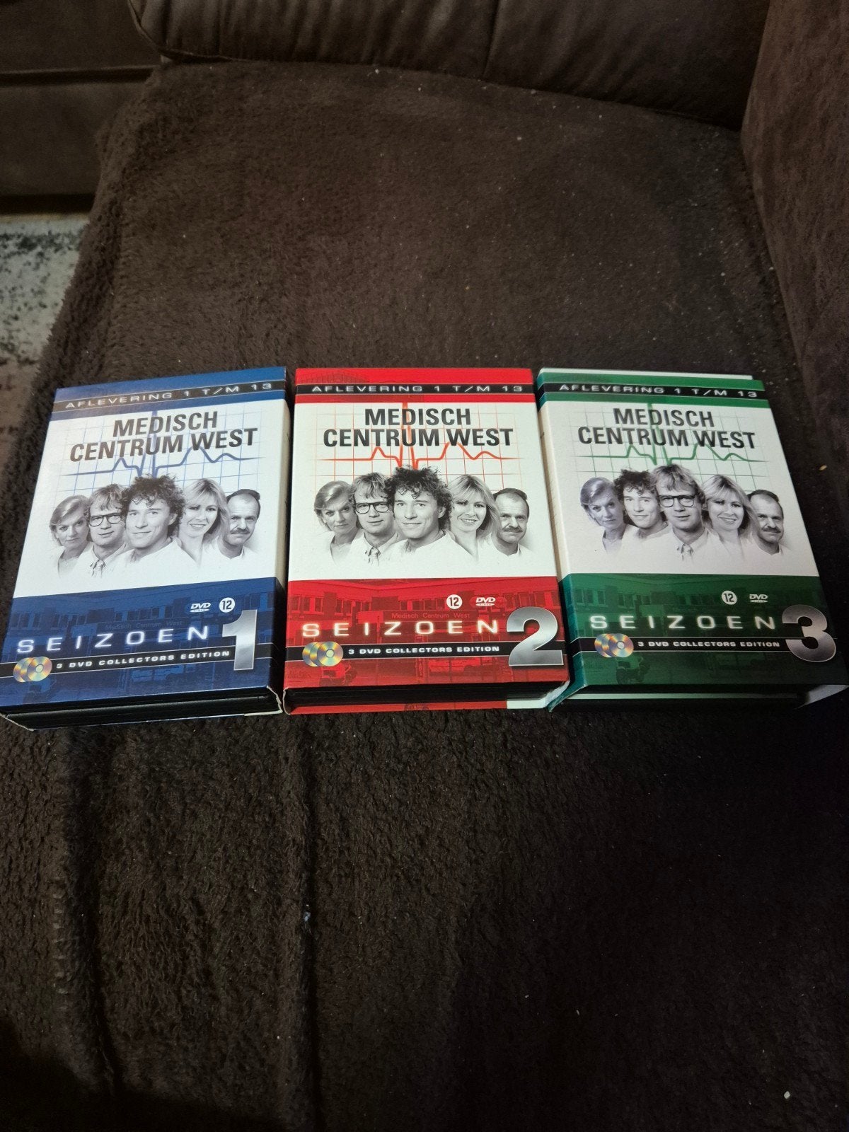 TE KOOP DVD BOX VAN MEDISCH CENTRUM WEST 1,2,3 IGST, Alle leeftijden, Ophalen of Verzenden, Zo goed als nieuw, Overige genres