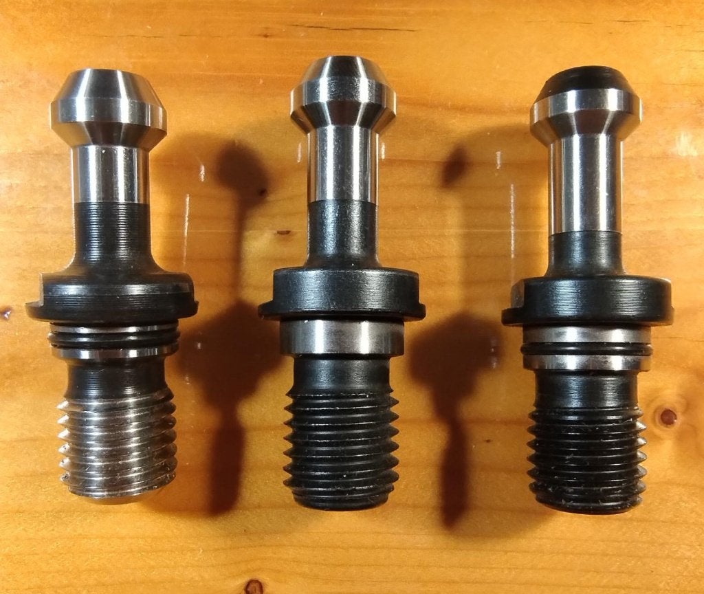 3 nieuwe aantrekbouten, SK40 en BT40, Doe-het-zelf en Verbouw, Ophalen of Verzenden, Nieuw, Onderdeel