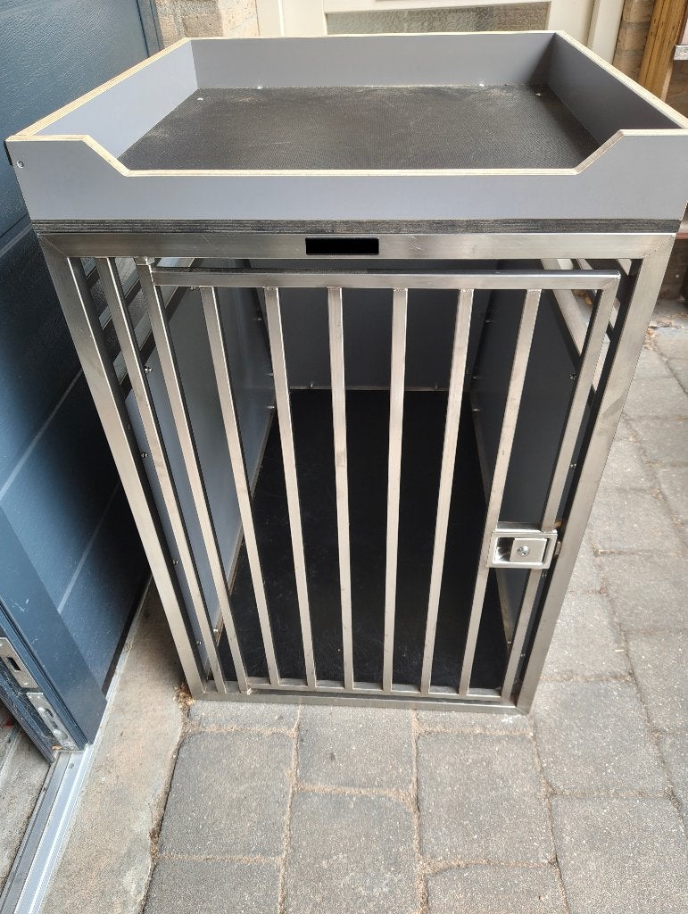 hondenkennel auto, Ophalen, Zo goed als nieuw