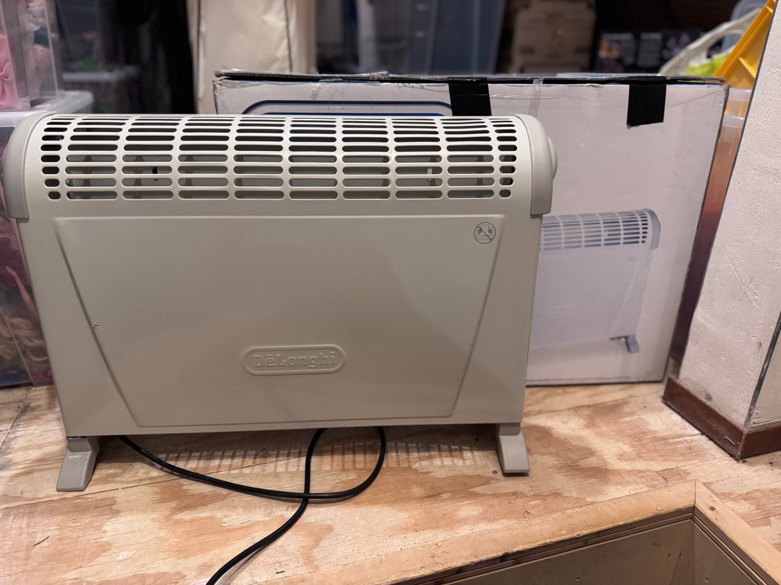 2x Delonghi Convector Kachel HS20 - 2000W, Ophalen of Verzenden, Zo goed als nieuw, 800 watt of meer, Kachel