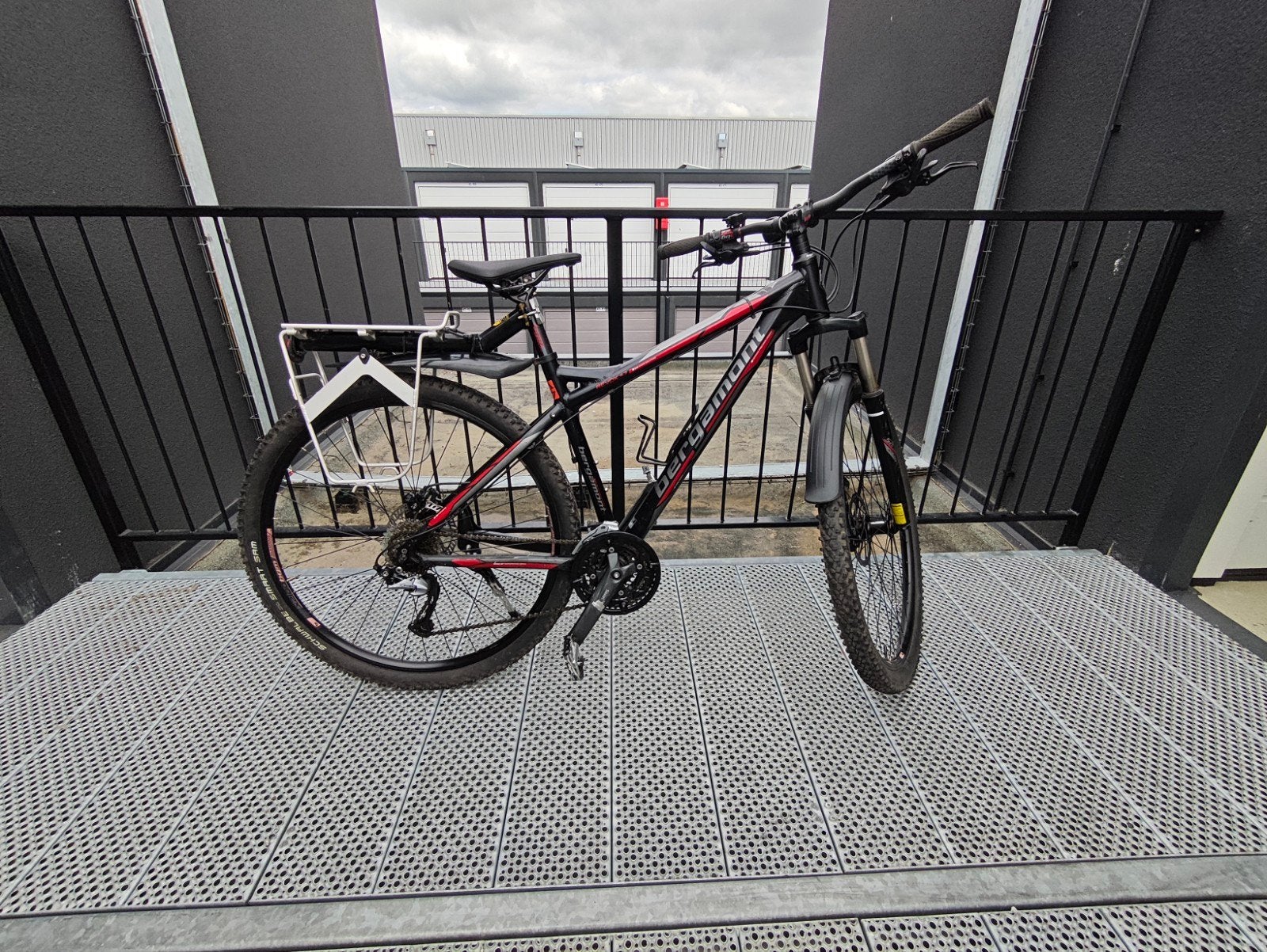 Bergamont Revox 4.3 – Hydraulische Schijfremmen – 27 Versnel, Hardtail, 45 tot 49 cm, Zo goed als nieuw, Schijfrem