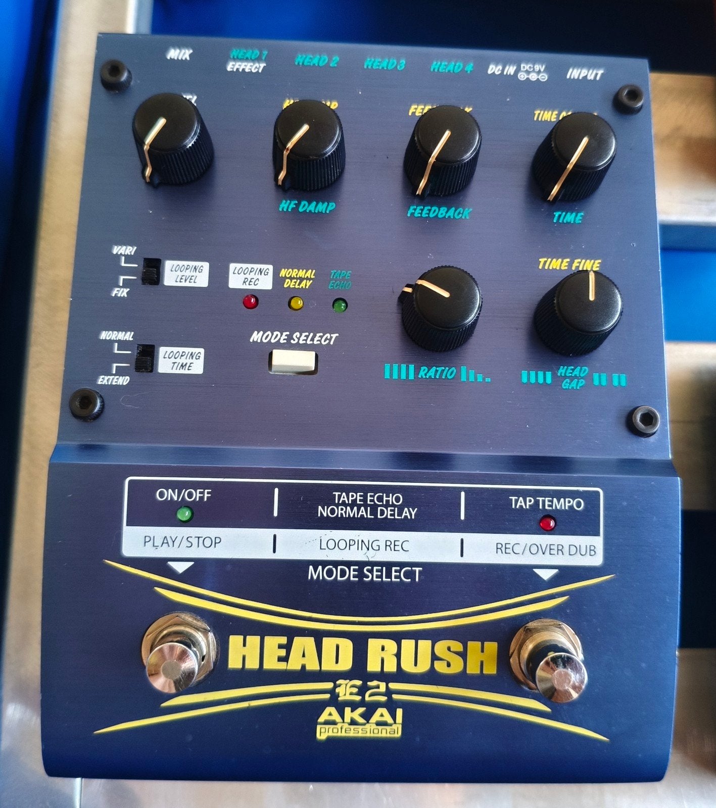 Akai Professional Head Rush E2 Delay/Tape Echo/Looper Pedal, Muziek en Instrumenten, Effecten, Verzenden, Zo goed als nieuw, Delay of Echo