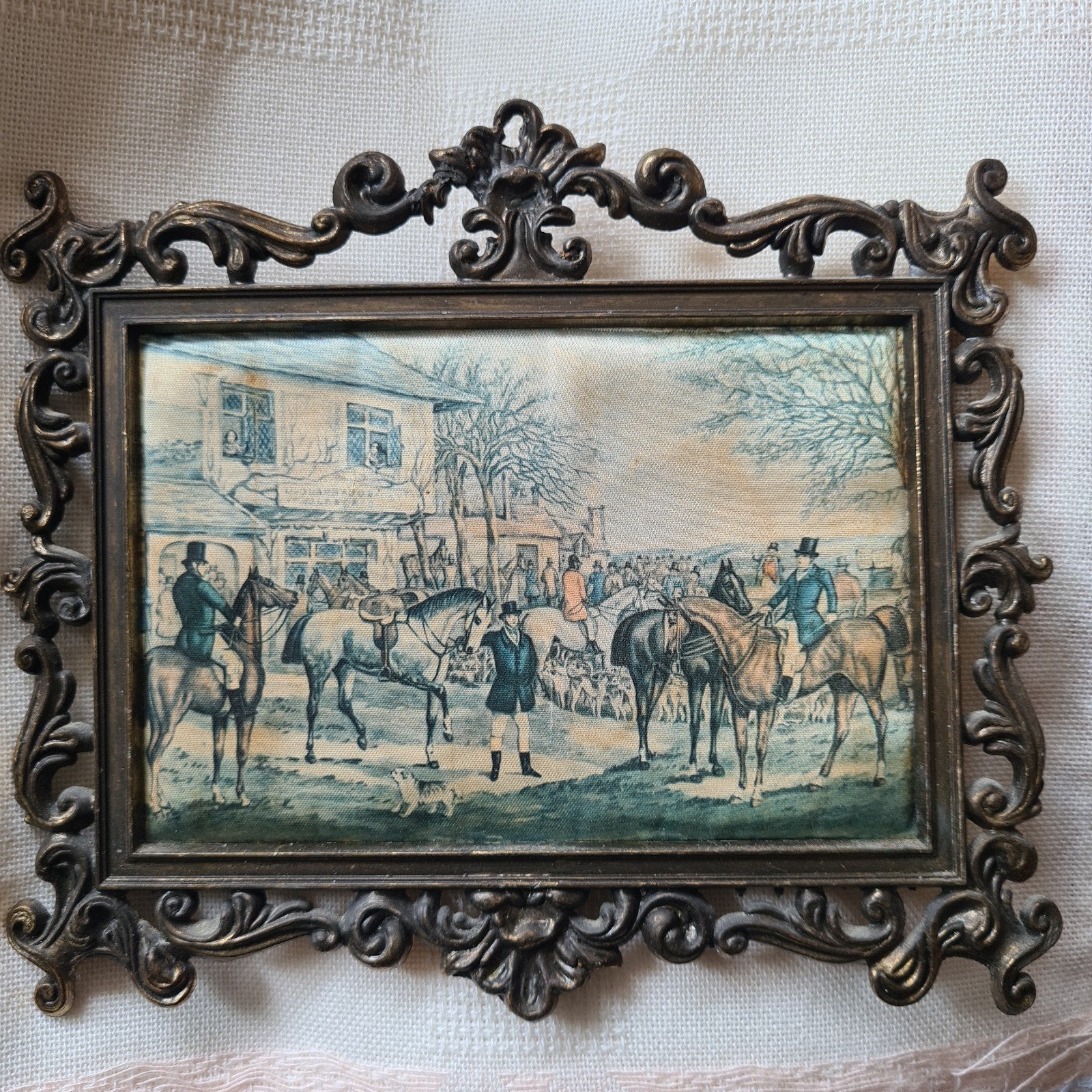 Antieke ingelijste zijden print - Jachttafereel, Minder dan 50 cm, Gebruikt, Ophalen of Verzenden, Print