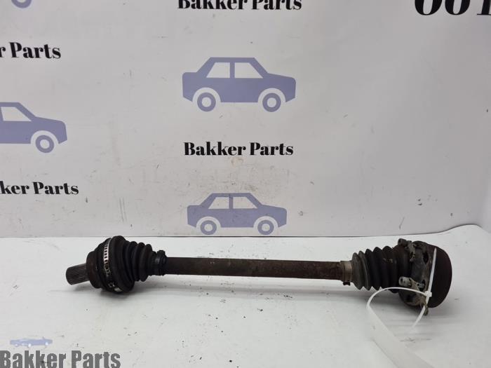Aandrijfas links-voor van een Volkswagen Golf, Gebruikt, -, Volkswagen, -