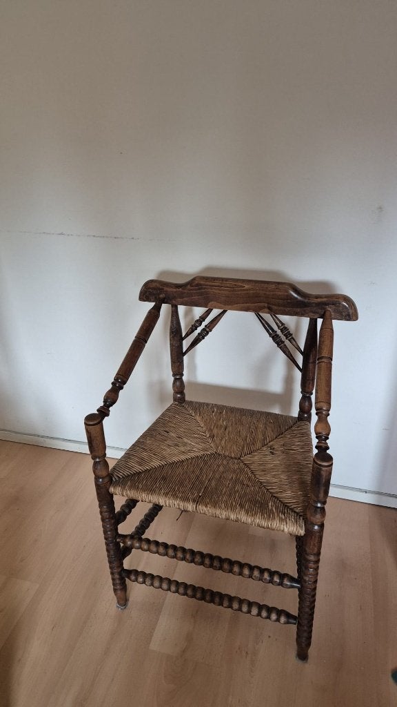 vintage houten stoel met biezen zitting, Ophalen