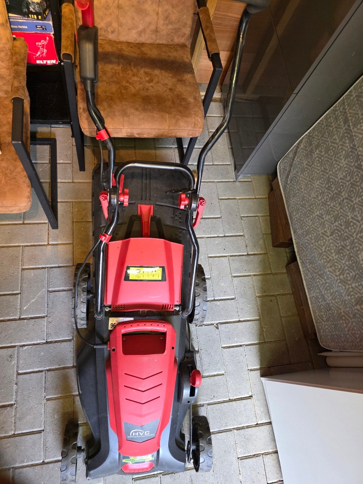 HVC Electrische Cirkelmaaier CE42 1800W - Zo goed als nieuw, Ophalen, Cirkelmaaier, Elektrische grasmaaier, HVC