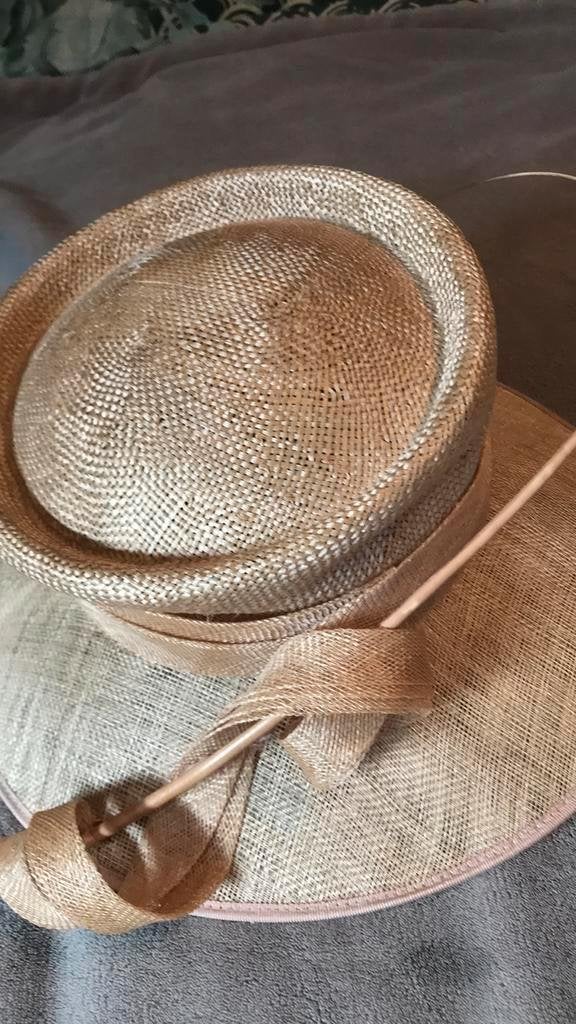 Hoed Balfour, Kleding | Dames, Ophalen of Verzenden, Zo goed als nieuw, One size fits all