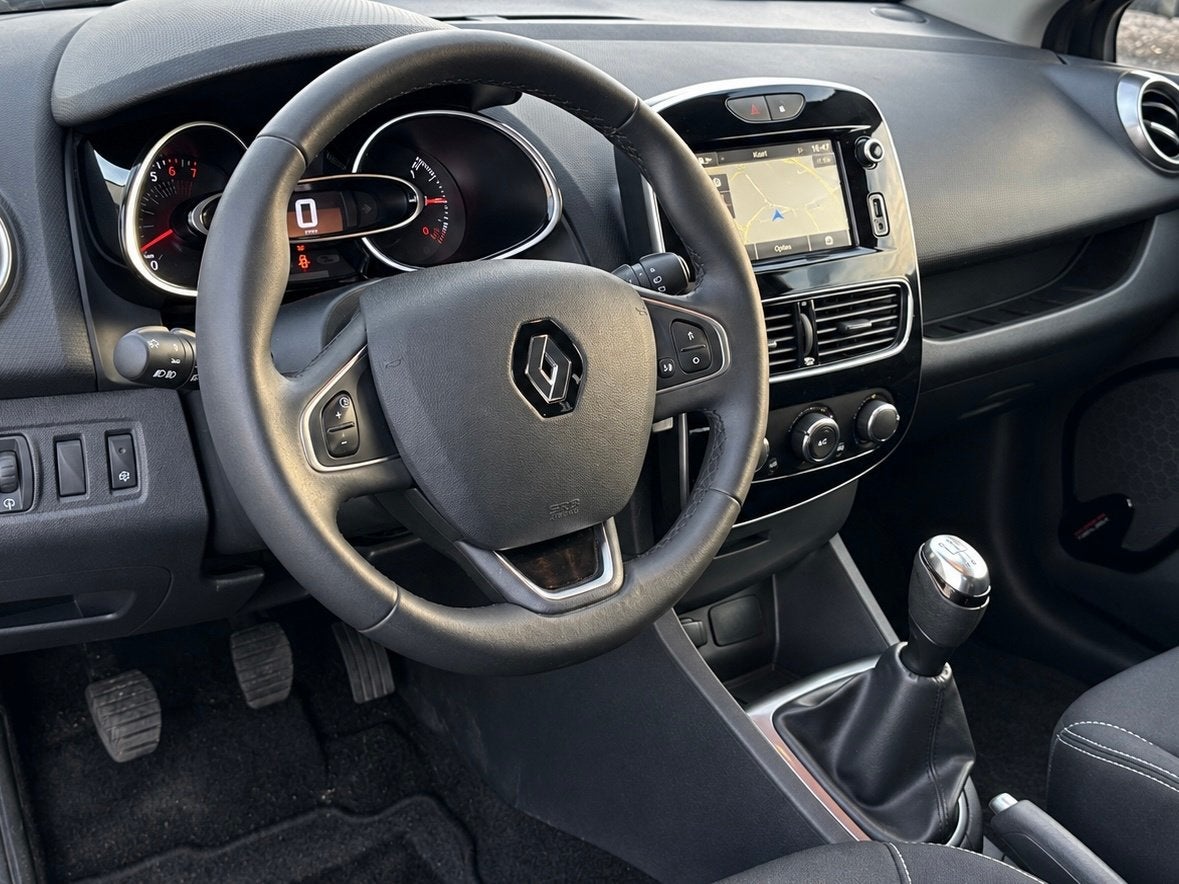 Renault Clio Estate 0.9 TCe Limited/NAVI/AIRCO, Voorwielaandrijving, 898 cc, Gebruikt, Euro 6